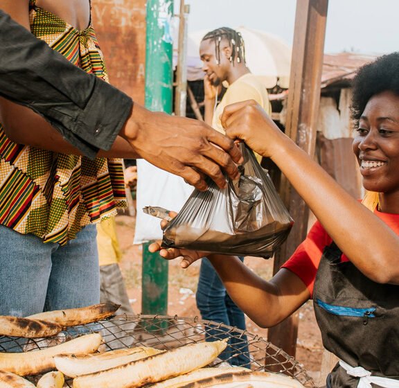 We grow fresh, organic produce using clean methods that protect nature, healthy food.