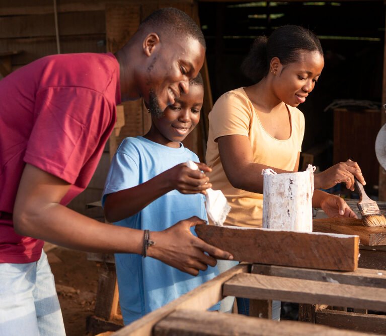 We grow fresh, organic produce using clean methods that protect nature, healthy food.